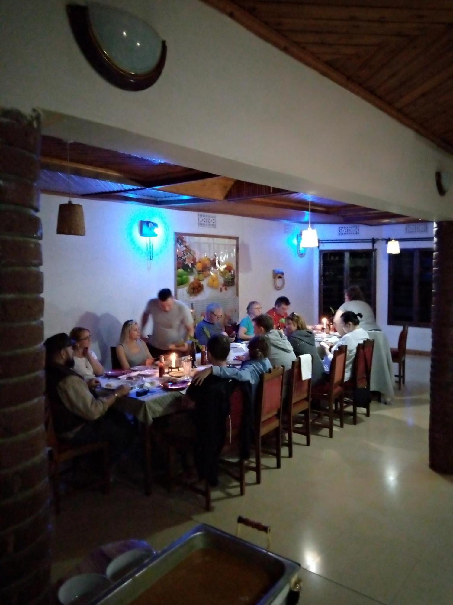 Ngorongoro Camp And Lodge 카라투 외부 사진